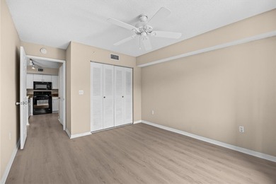 Welcome to Laguna of Vero Beach! Highly motivated seller - photo 18