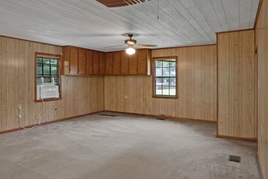 Well-maintained modular home on three lots located on a quiet - photo 41