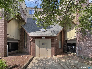 Great opportunity for owner-occupants and investors alike! This - photo 3
