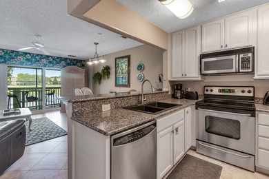 This beautiful 2 bedroom PLUS loft, making the condo live like a - photo 2
