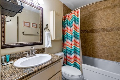 This beautiful 2 bedroom PLUS loft, making the condo live like a - photo 9