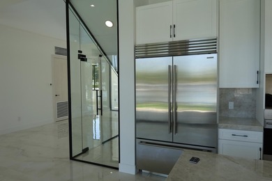 Stunning brand-new waterfront estate offering 6 bedrooms and 8 - photo 15