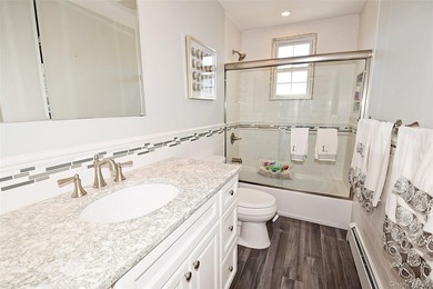 *This beautifully maintained 3bedroom, 2.5-bath home offers a - photo 17