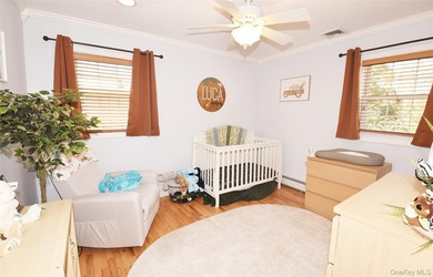 *This beautifully maintained 3bedroom, 2.5-bath home offers a - photo 19