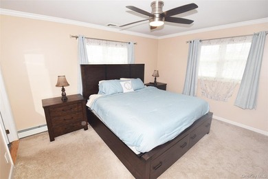 *This beautifully maintained 3bedroom, 2.5-bath home offers a - photo 21