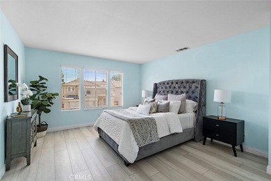 Stunning beautifully upgraded single family detached home in the - photo 22