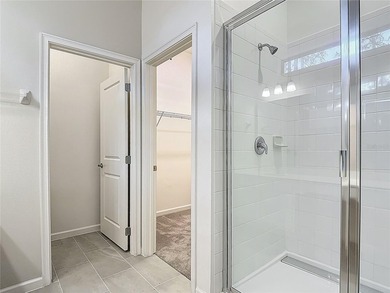 Discover luxury living in Exclusive Watersong Community - photo 22