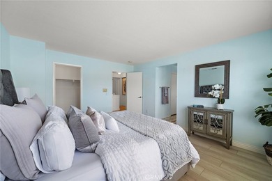 Stunning beautifully upgraded single family detached home in the - photo 23