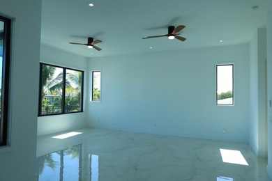 Stunning brand-new waterfront estate offering 6 bedrooms and 8 - photo 25