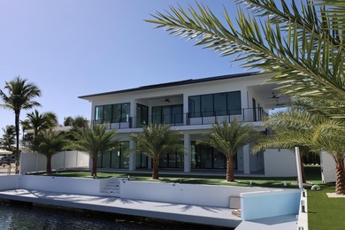 Stunning brand-new waterfront estate offering 6 bedrooms and 8 - photo 26