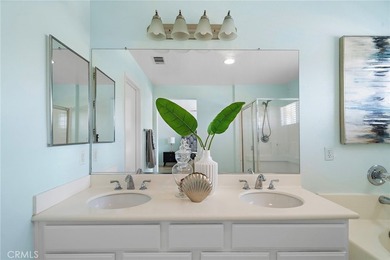Stunning beautifully upgraded single family detached home in the - photo 26