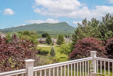 Custom-built Crossroads showcase home located on a premier - photo 33