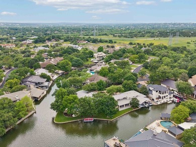 Set along 395 feet of Lake LBJ waterfront in Horseshoe Bay, 115 - photo 40