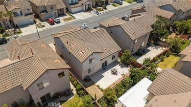 Stunning beautifully upgraded single family detached home in the - photo 40