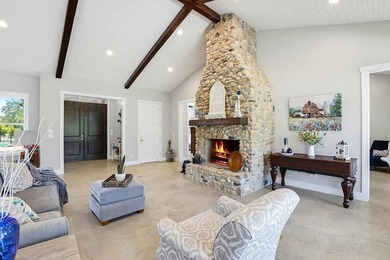 Gorgeous 3,618 SF single-level home, 30'x40' workshop, 7.42 - photo 7