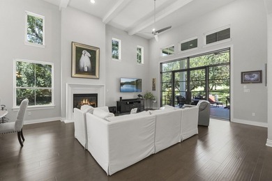 Hill Country golf course living in this newer custom-built - photo 2