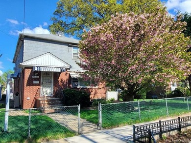 Being sold for land value. R3X allows for the construction of a - photo 1