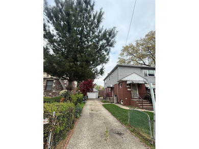Being sold for land value. R3X allows for the construction of a - photo 4