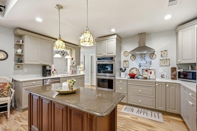 Fantastic opportunity to own a 4 bedroom/3 bath home in the - photo 12