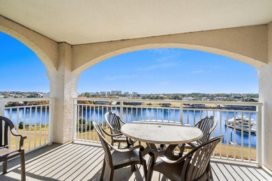 Incredible opportunity to purchase this 3 bed 3 bath waterway - photo 19