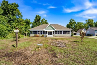 Fantastic opportunity to own a 4 bedroom/3 bath home in the - photo 41