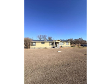 Joe Pool Lake Home For Sale in Grand Prairie Texas