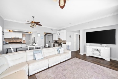 Experience luxury Gulf-front living from the 20th floor of the - photo 5