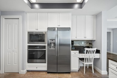 Experience luxury Gulf-front living from the 20th floor of the - photo 9