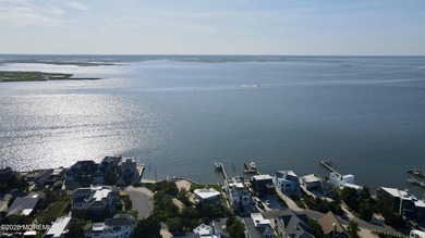LOCATION! LOCATION! LOCATION! Exceptional bayfront opportunity - photo 18