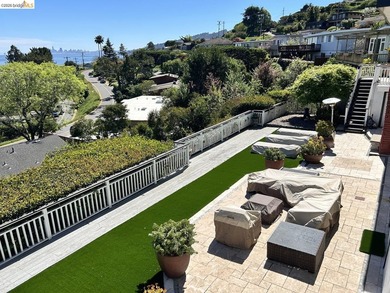Sweeping Views! Experience the pinnacle of Marin living in this - photo 19