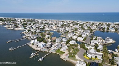 LOCATION! LOCATION! LOCATION! Exceptional bayfront opportunity - photo 22