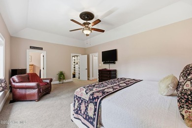 Step inside and take in the impressive scale of this beautifully - photo 33