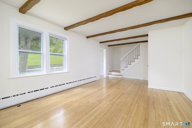 Welcome to 206 Ridgefield Ave located in Mill Hill neighborhood - photo 5