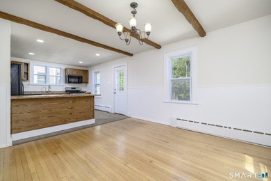 Welcome to 206 Ridgefield Ave located in Mill Hill neighborhood - photo 8