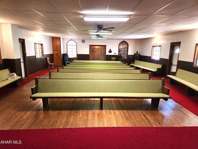 Are you looking for a storage building or a meeting place? This - photo 7