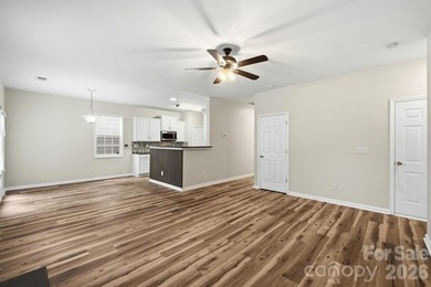 Welcome to this beautifully updated 5-bedroom, 3-bathroom home - photo 11
