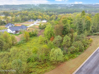 Nestled in the heart of Oak Ridge, Forest Creek Village presents - photo 11