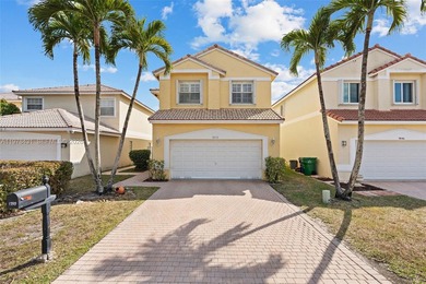 (private lake, pond, coastal) Home For Sale in Coral Springs Florida