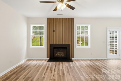 Welcome to this beautifully updated 5-bedroom, 3-bathroom home - photo 13