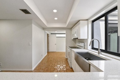 Corner unit villa features 2 bed, 2 bath, large den (could be a - photo 13