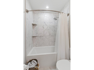 A family-ready Center Hall Colonial in the Cedar Grove - photo 29