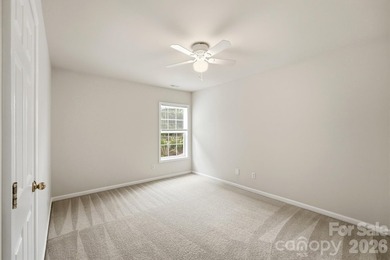 Welcome to this beautifully updated 5-bedroom, 3-bathroom home - photo 30