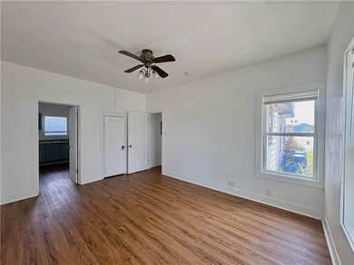 Located near Downtown Corpus Christi, this charming 3-bedroom - photo 6