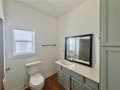 Located near Downtown Corpus Christi, this charming 3-bedroom - photo 8
