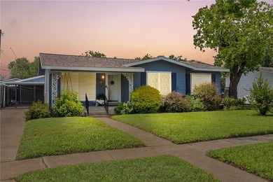 Welcome to this beautifully maintained 3 bedroom, 1 bath home - photo 1