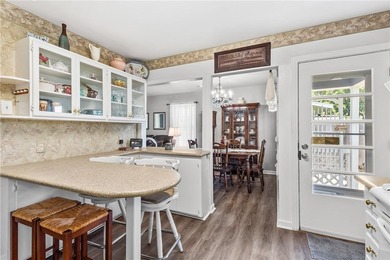 Welcome to this beautifully maintained 3 bedroom, 1 bath home - photo 6