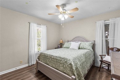 Welcome to this beautifully maintained 3 bedroom, 1 bath home - photo 9