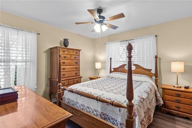 Welcome to this beautifully maintained 3 bedroom, 1 bath home - photo 10