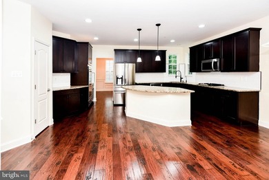 ***BACK on MARKET*** ***UPDATED*** Welcome to this beautiful - photo 11