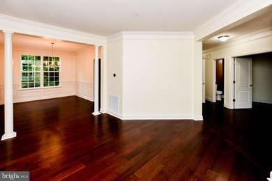 ***BACK on MARKET*** ***UPDATED*** Welcome to this beautiful - photo 23